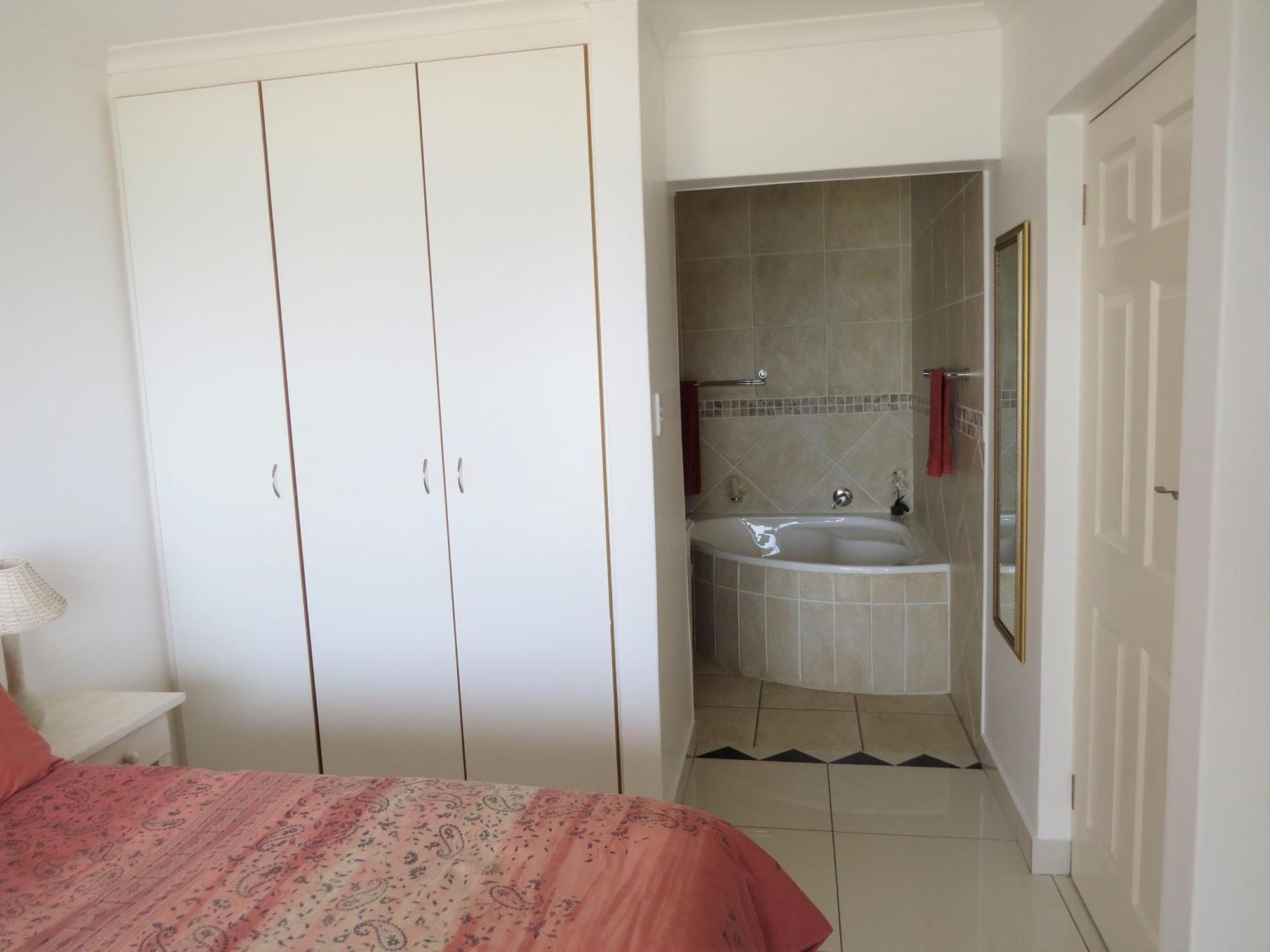 5 Manaba Breeze, Uvongo